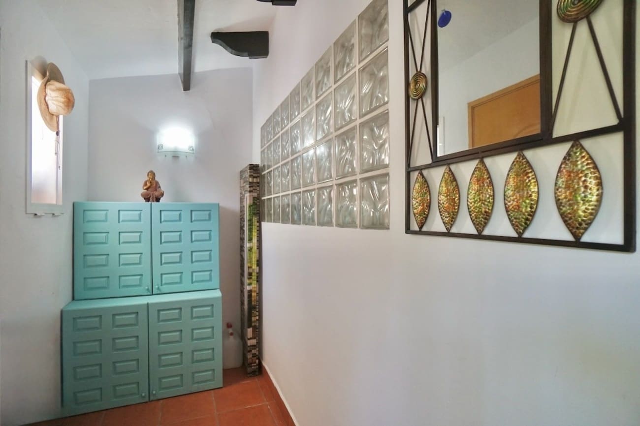 2 sovrum Hus till salu i Moraira med pool - 349 000 € (Ref: 9932107)