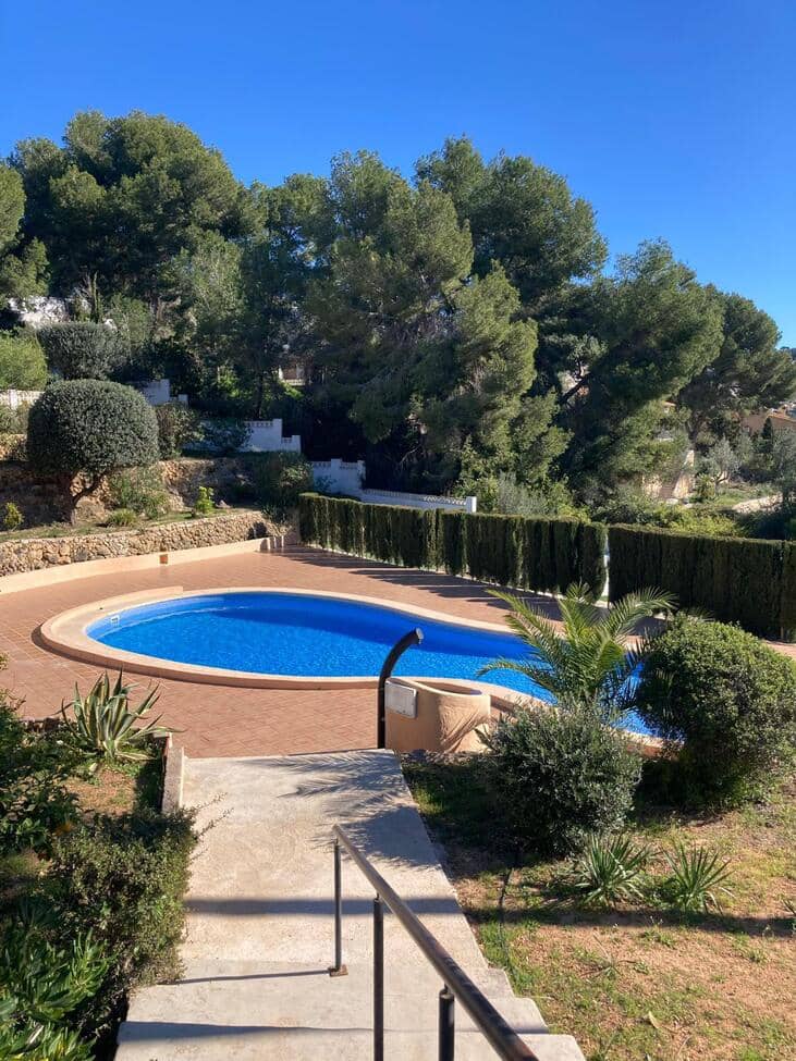 2 sovrum Hus till salu i Moraira med pool - 349 000 € (Ref: 9932107)