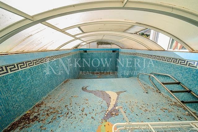 6 quarto Moradia para venda em Nerja com piscina - 590 000 € (Ref: 9207208)