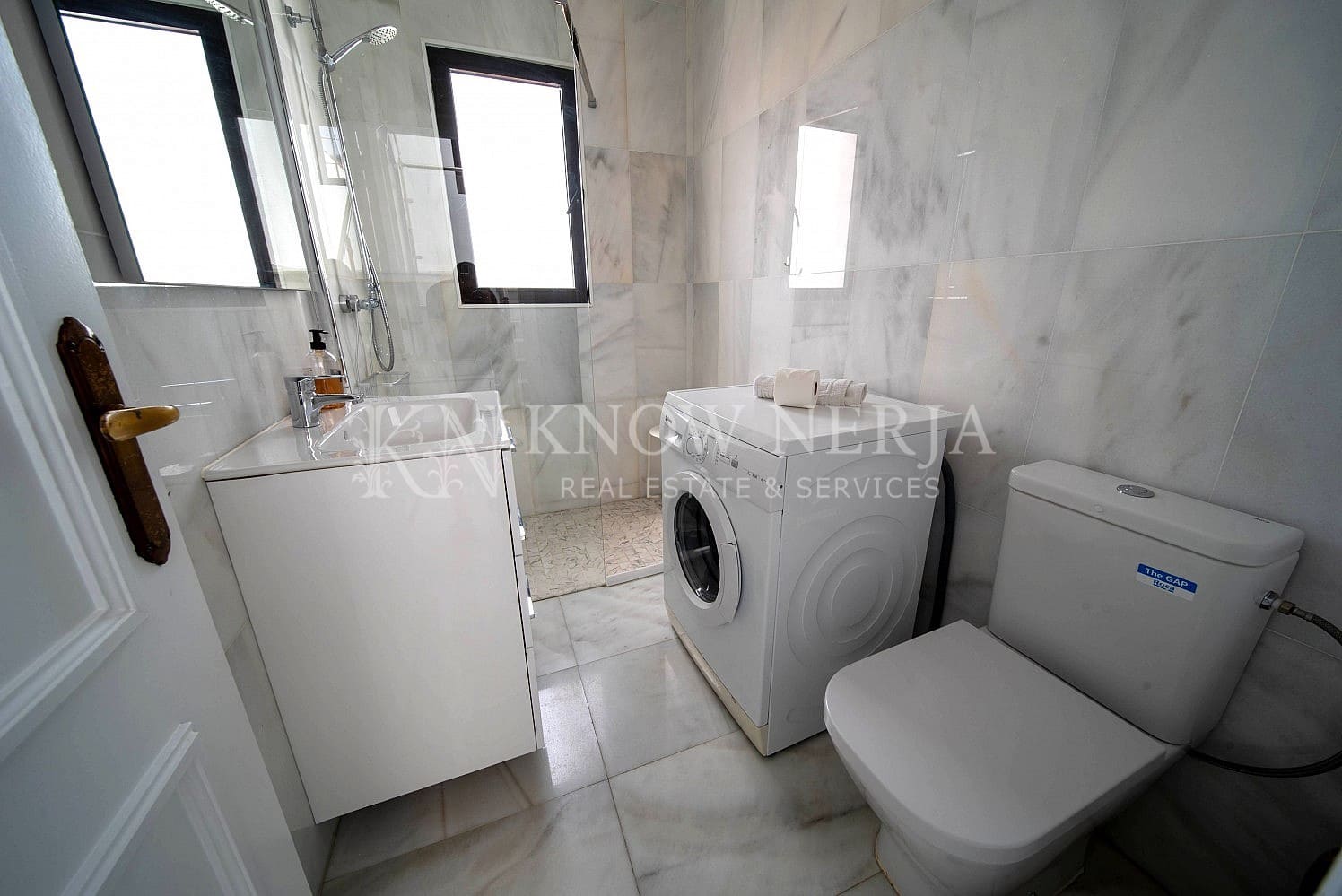 3 sovrum Villa till salu i Nerja med pool - 390 000 € (Ref: 9207210)