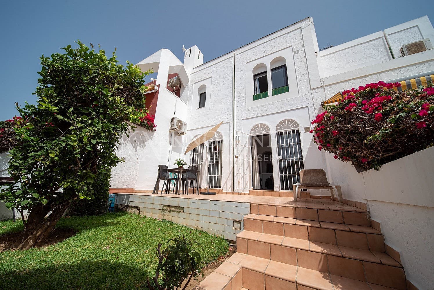 3 sovrum Villa till salu i Nerja med pool - 390 000 € (Ref: 9207210)