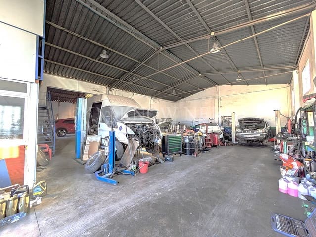 Kommersiell til salgs i Centro, Nerja - € 1 000 000 (Ref: 9388558)