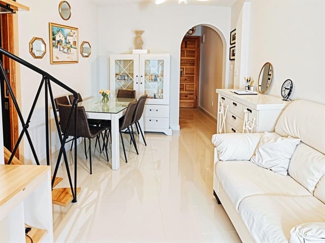 3 Zimmer Penthouse zu verkaufen in Almonte mit Pool - 224.900 € (Ref: 9194675)