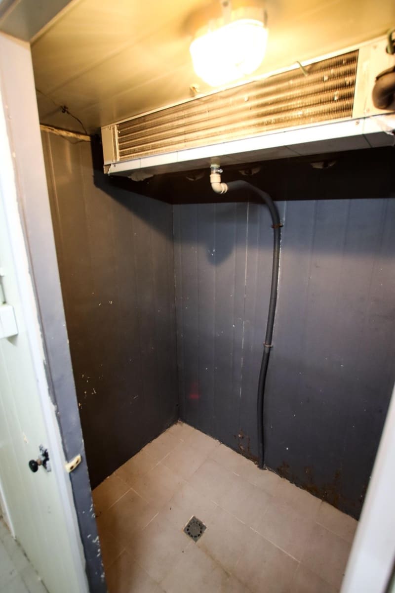 Erhverv til salg i Puebla de la Calzada - € 350.000 (Ref: 9194676)