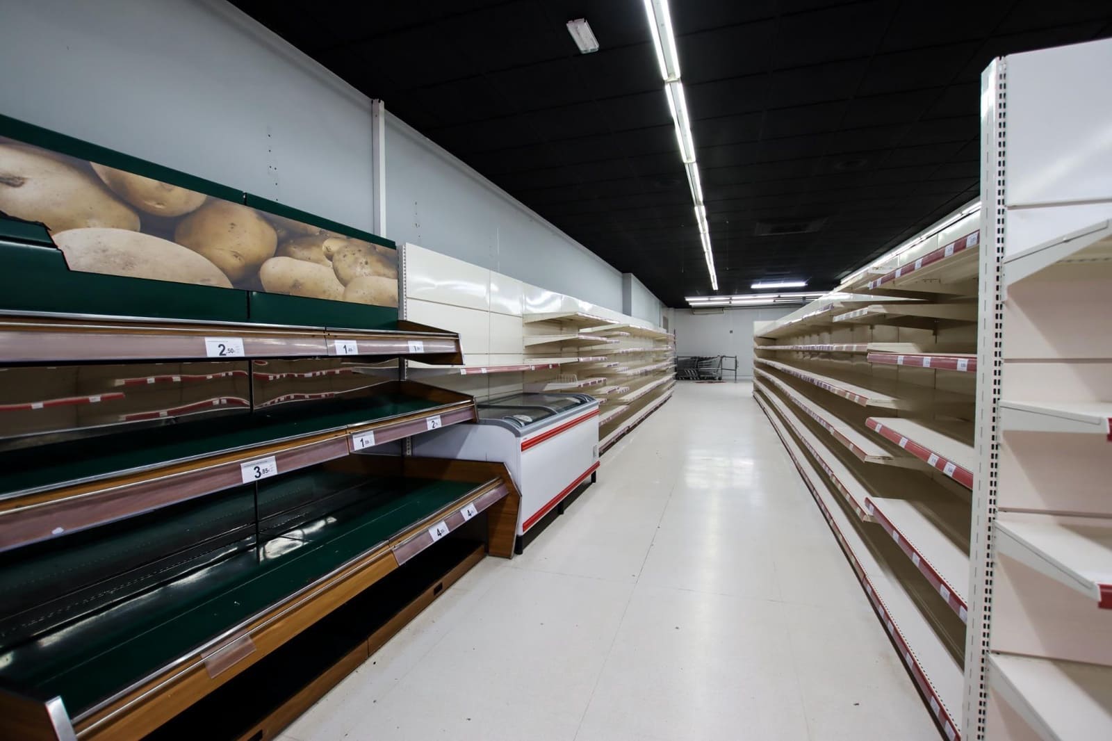 Erhverv til salg i Puebla de la Calzada - € 350.000 (Ref: 9194676)