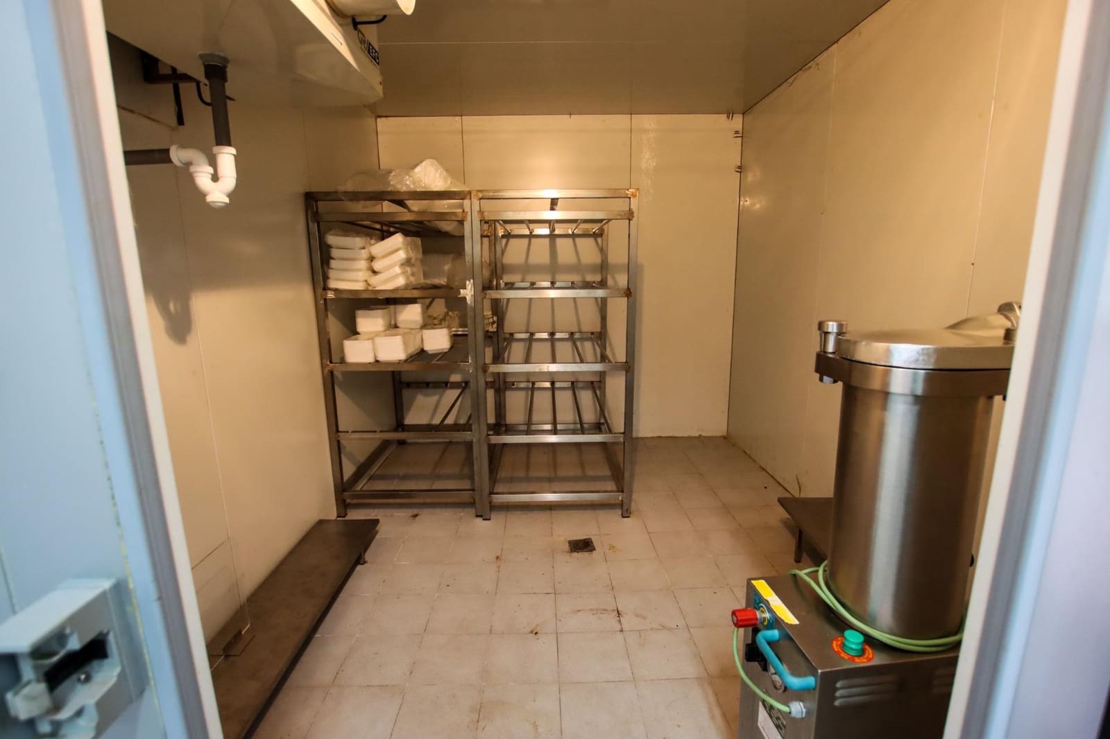 Erhverv til salg i Puebla de la Calzada - € 350.000 (Ref: 9194676)