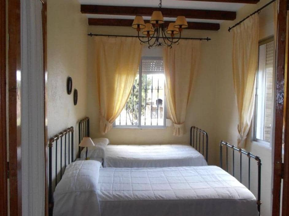 4 soveværelse Finca/Landehus til salg i Puebla de Obando med swimmingpool - € 295.000 (Ref: 9194687)