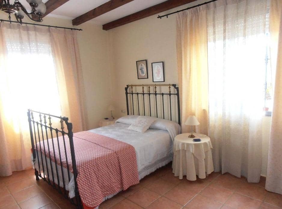 4 soveværelse Finca/Landehus til salg i Puebla de Obando med swimmingpool - € 295.000 (Ref: 9194687)