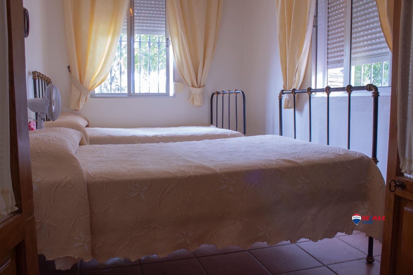 4 soveværelse Finca/Landehus til salg i Puebla de Obando med swimmingpool - € 295.000 (Ref: 9194687)