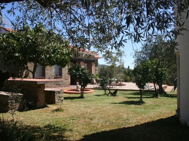 4 bedroom Finca/Country House for sale in Puebla de Obando with pool - € 295,000 (Ref: 9194687)
