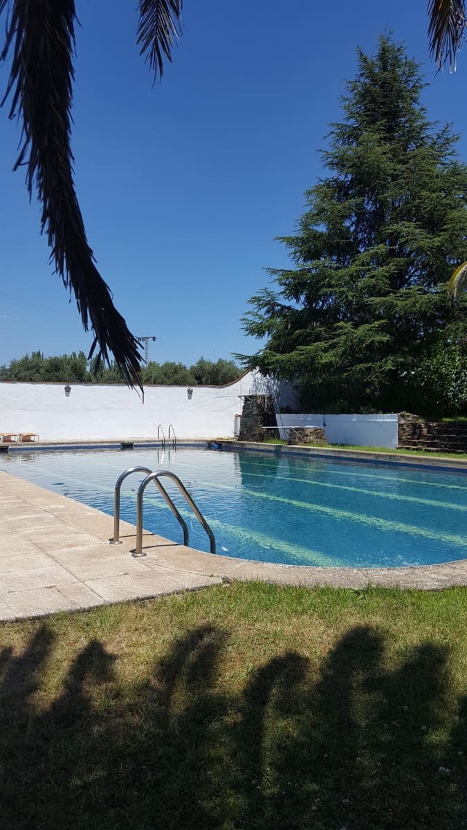 6 soveværelse Finca/Landehus til salg i Plasencia med swimmingpool garage - € 1.350.000 (Ref: 9194688)