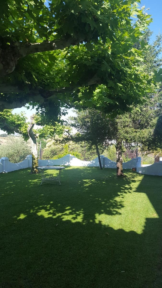 6 soveværelse Finca/Landehus til salg i Plasencia med swimmingpool garage - € 1.350.000 (Ref: 9194688)