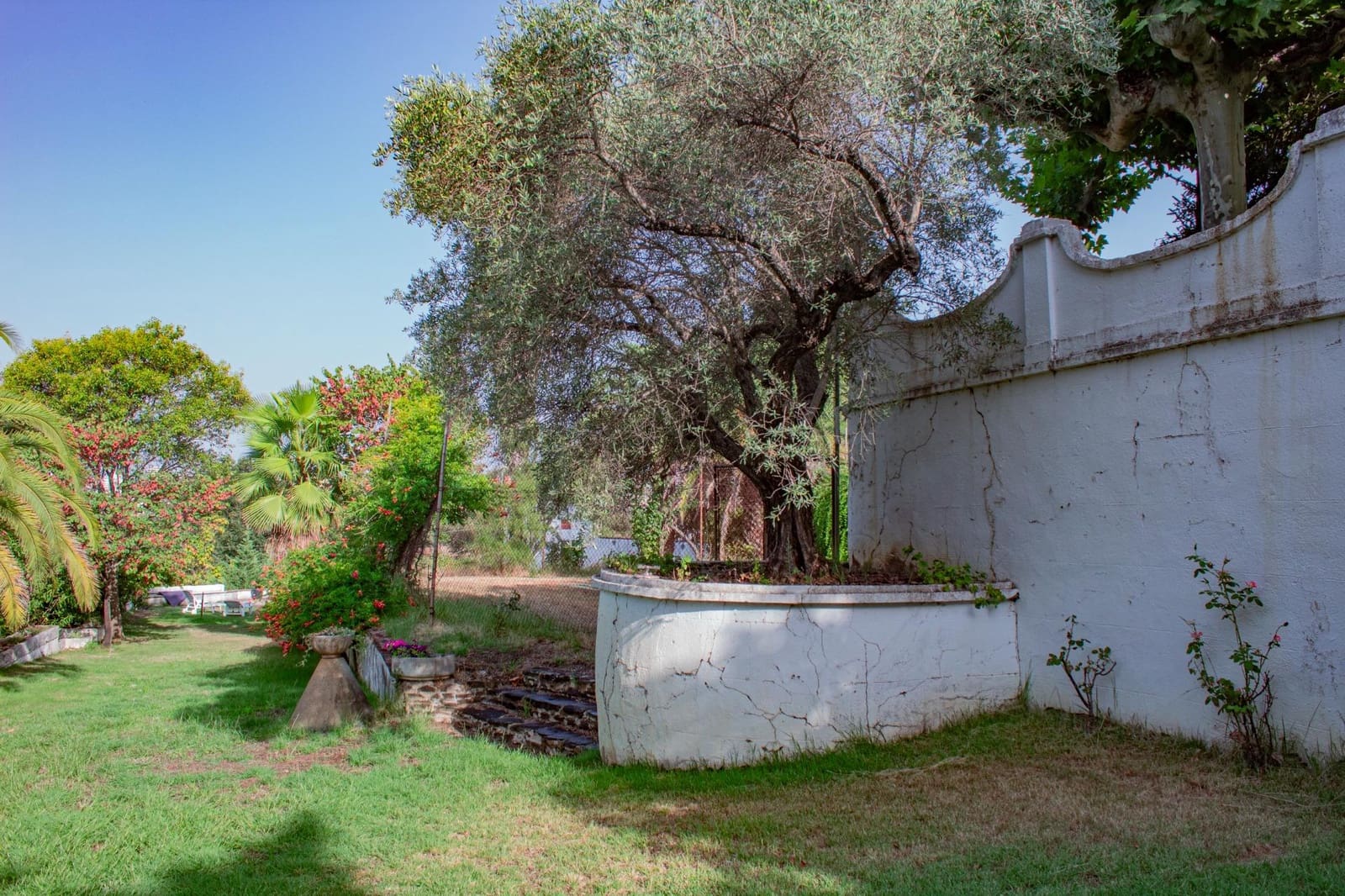 6 soveværelse Finca/Landehus til salg i Plasencia med swimmingpool garage - € 1.350.000 (Ref: 9194688)