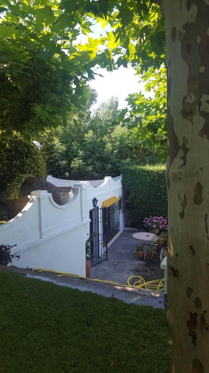 6 soveværelse Finca/Landehus til salg i Plasencia med swimmingpool garage - € 1.350.000 (Ref: 9194688)