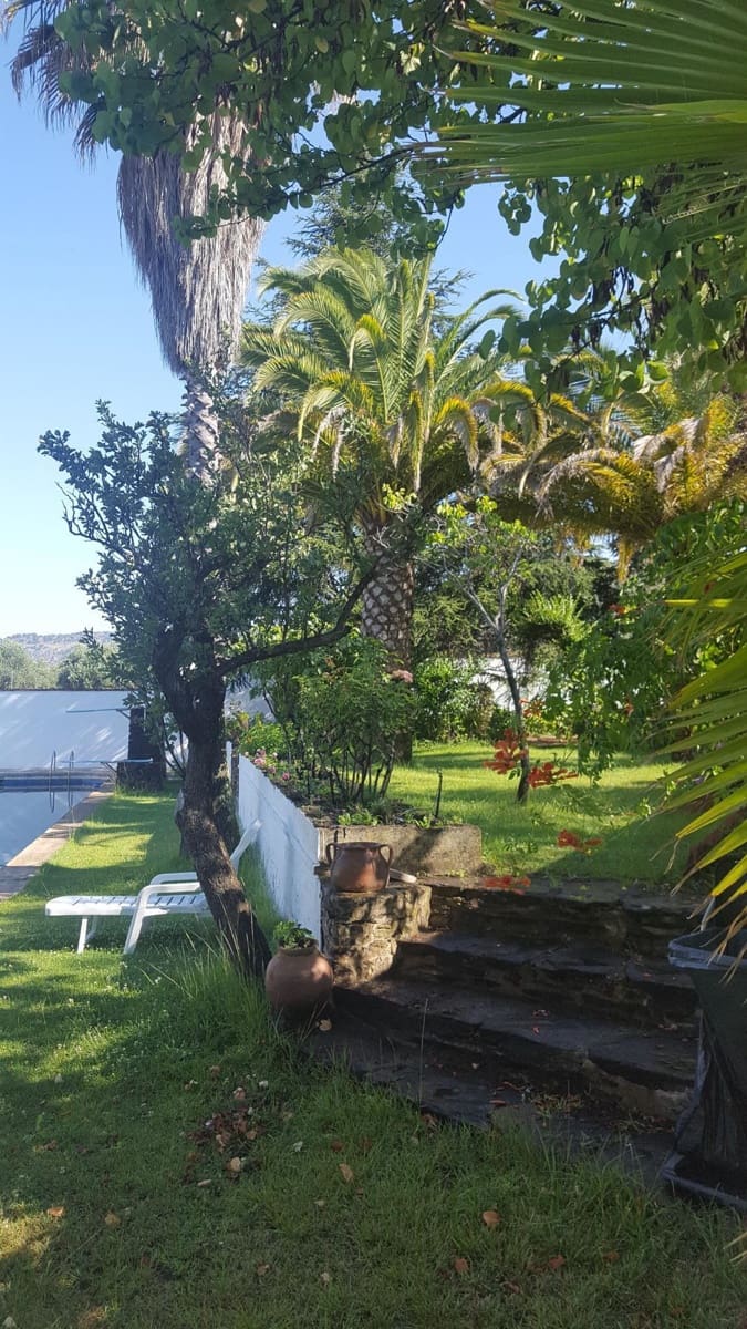 6 soveværelse Finca/Landehus til salg i Plasencia med swimmingpool garage - € 1.350.000 (Ref: 9194688)