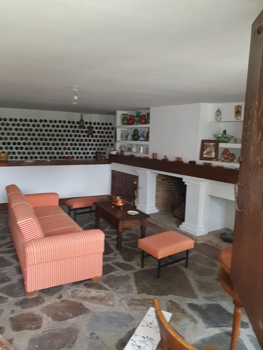 6 soveværelse Finca/Landehus til salg i Plasencia med swimmingpool garage - € 1.350.000 (Ref: 9194688)