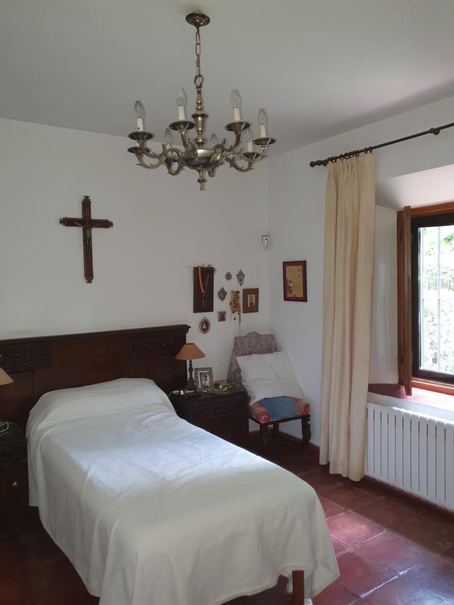 6 soveværelse Finca/Landehus til salg i Plasencia med swimmingpool garage - € 1.350.000 (Ref: 9194688)