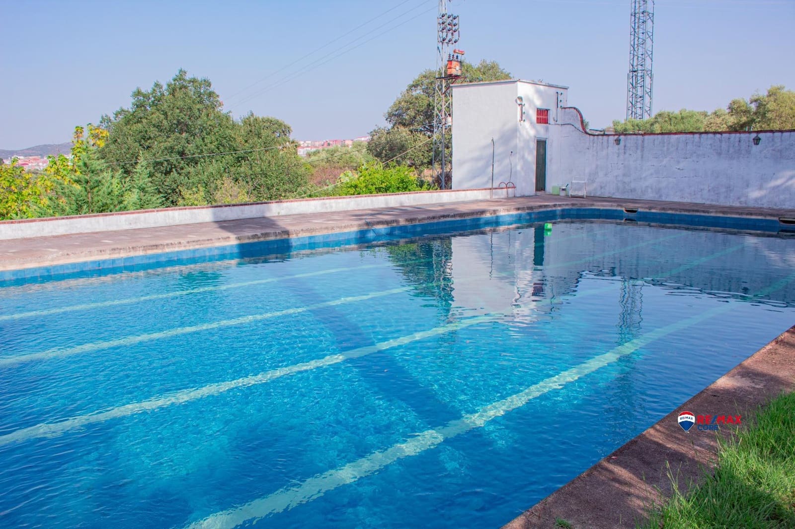 6 soveværelse Finca/Landehus til salg i Plasencia med swimmingpool garage - € 1.350.000 (Ref: 9194688)