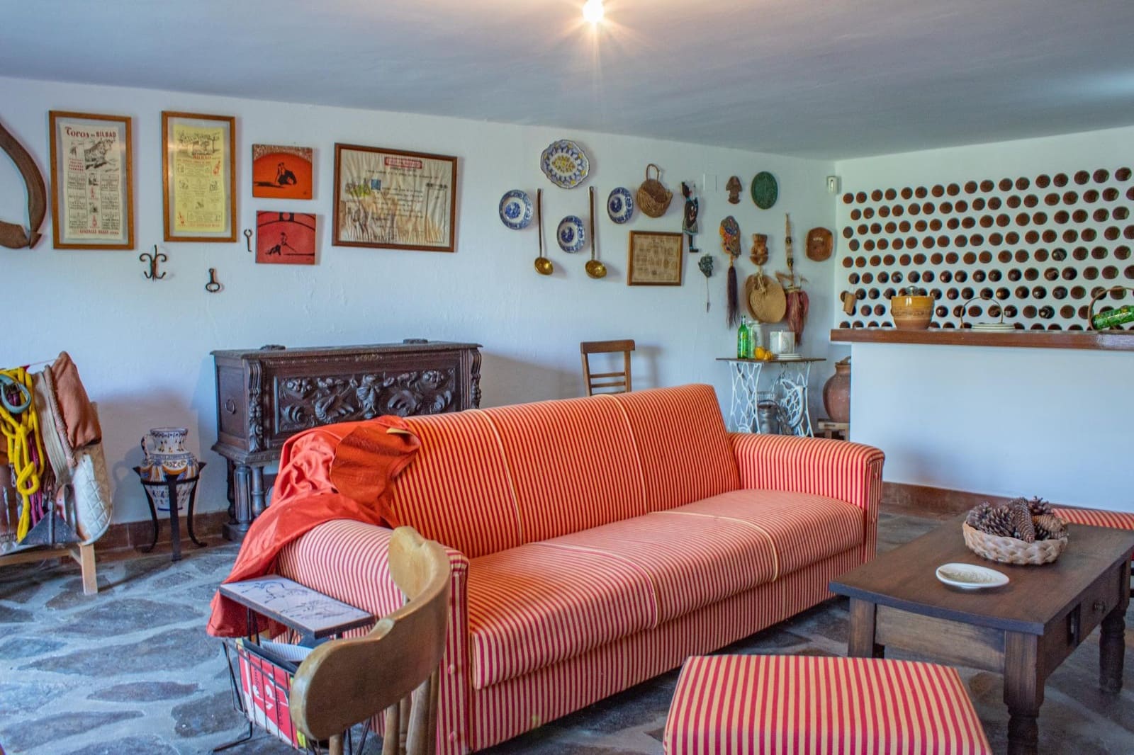 6 soveværelse Finca/Landehus til salg i Plasencia med swimmingpool garage - € 1.350.000 (Ref: 9194688)