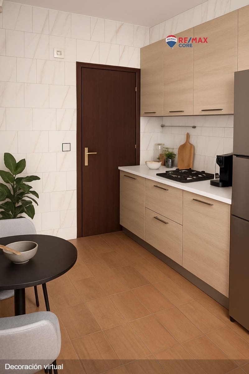 6 soveværelse Lejlighed til salg i Badajoz by - € 257.000 (Ref: 9228856)