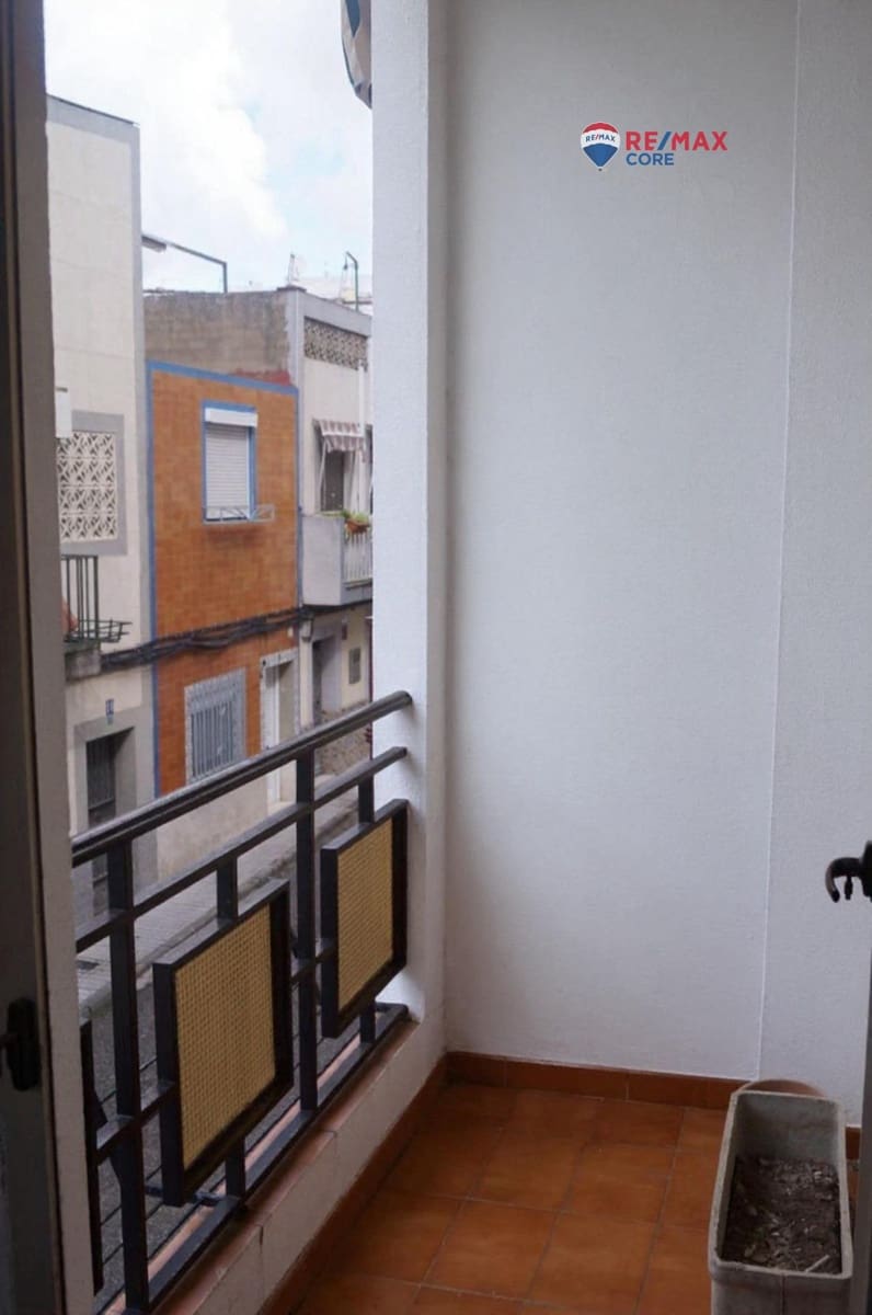 6 soveværelse Lejlighed til salg i Badajoz by - € 257.000 (Ref: 9228856)