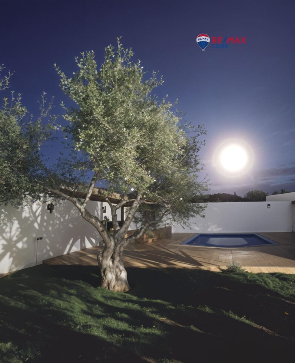 5 soveværelse Lejlighed til salg i Villar del Rey med swimmingpool garage - € 360.000 (Ref: 9243416)