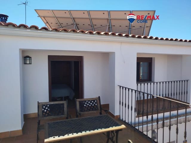 5 slaapkamer Appartement te koop in Villar del Rey met zwembad garage - € 360.000 (Ref: 9243416)