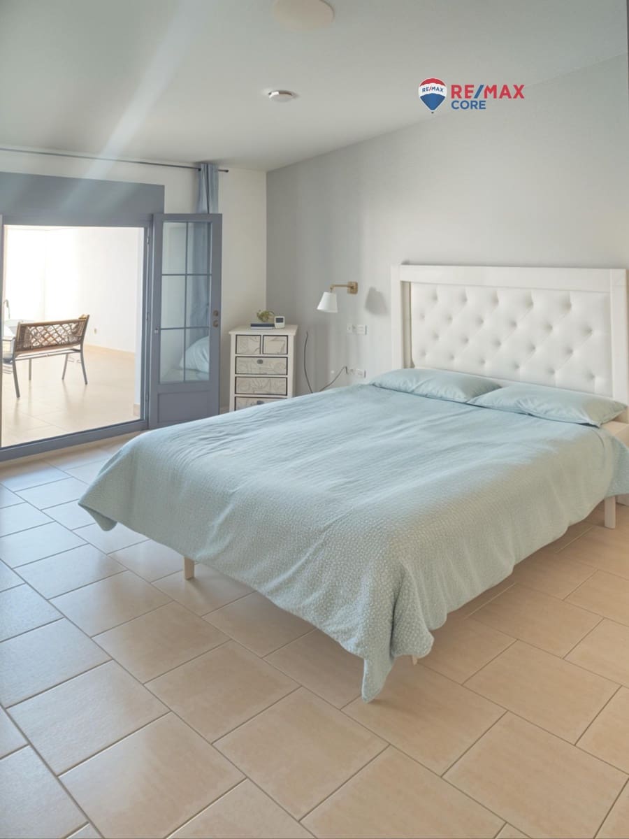 5 soveværelse Lejlighed til salg i Villar del Rey med swimmingpool garage - € 360.000 (Ref: 9243416)