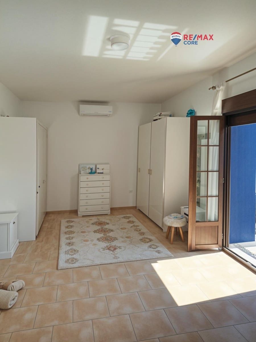 5 soveværelse Lejlighed til salg i Villar del Rey med swimmingpool garage - € 360.000 (Ref: 9243416)