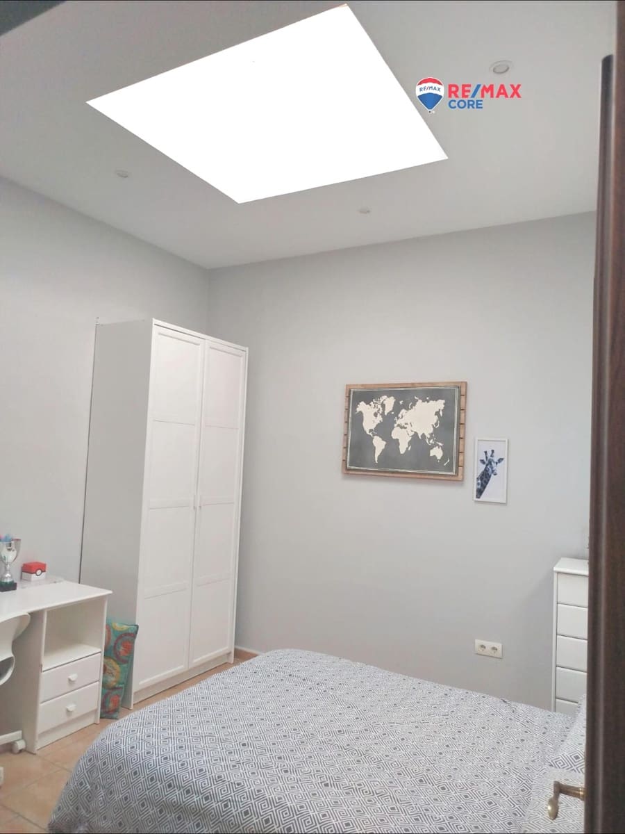 5 soveværelse Lejlighed til salg i Villar del Rey med swimmingpool garage - € 360.000 (Ref: 9243416)