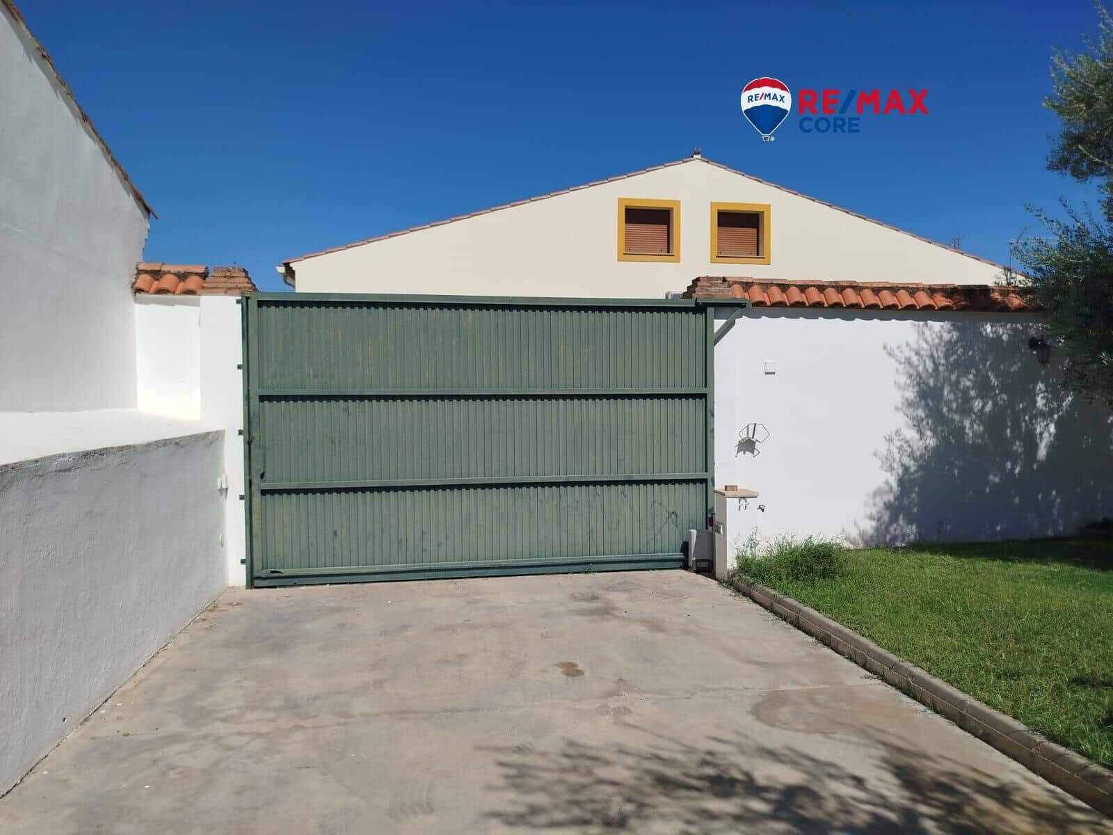 5 soveværelse Lejlighed til salg i Villar del Rey med swimmingpool garage - € 360.000 (Ref: 9243416)