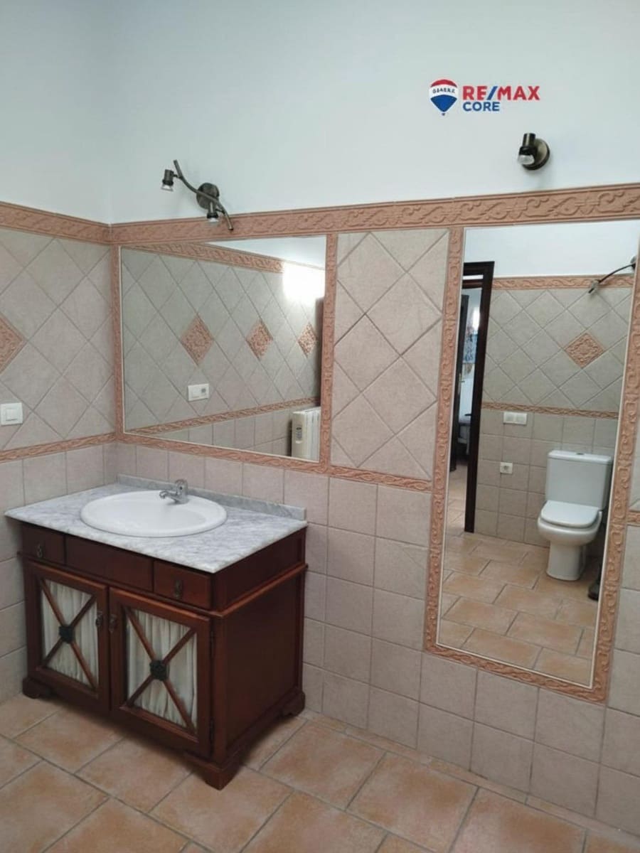 5 soveværelse Lejlighed til salg i Villar del Rey med swimmingpool garage - € 360.000 (Ref: 9243416)