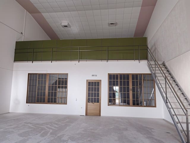 Företag till salu i Badajoz stad - 220 000 € (Ref: 9296891)