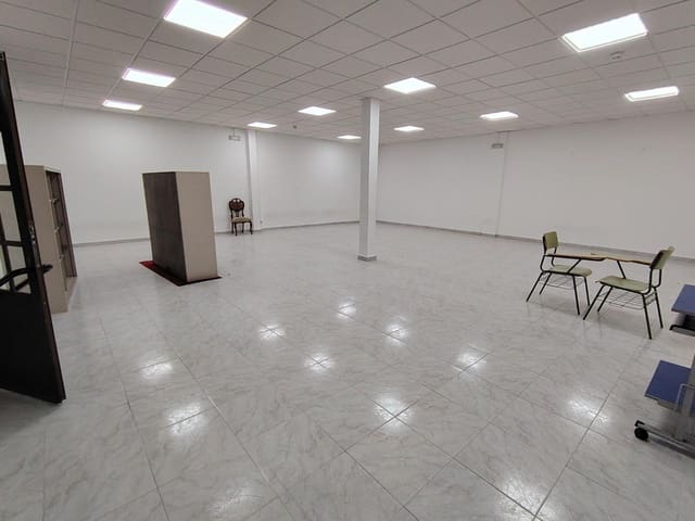 Företag till salu i Badajoz stad - 220 000 € (Ref: 9296891)