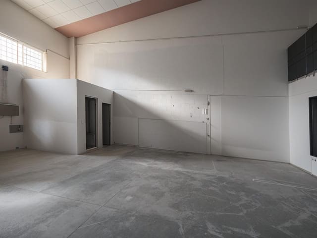 Företag till salu i Badajoz stad - 220 000 € (Ref: 9296891)