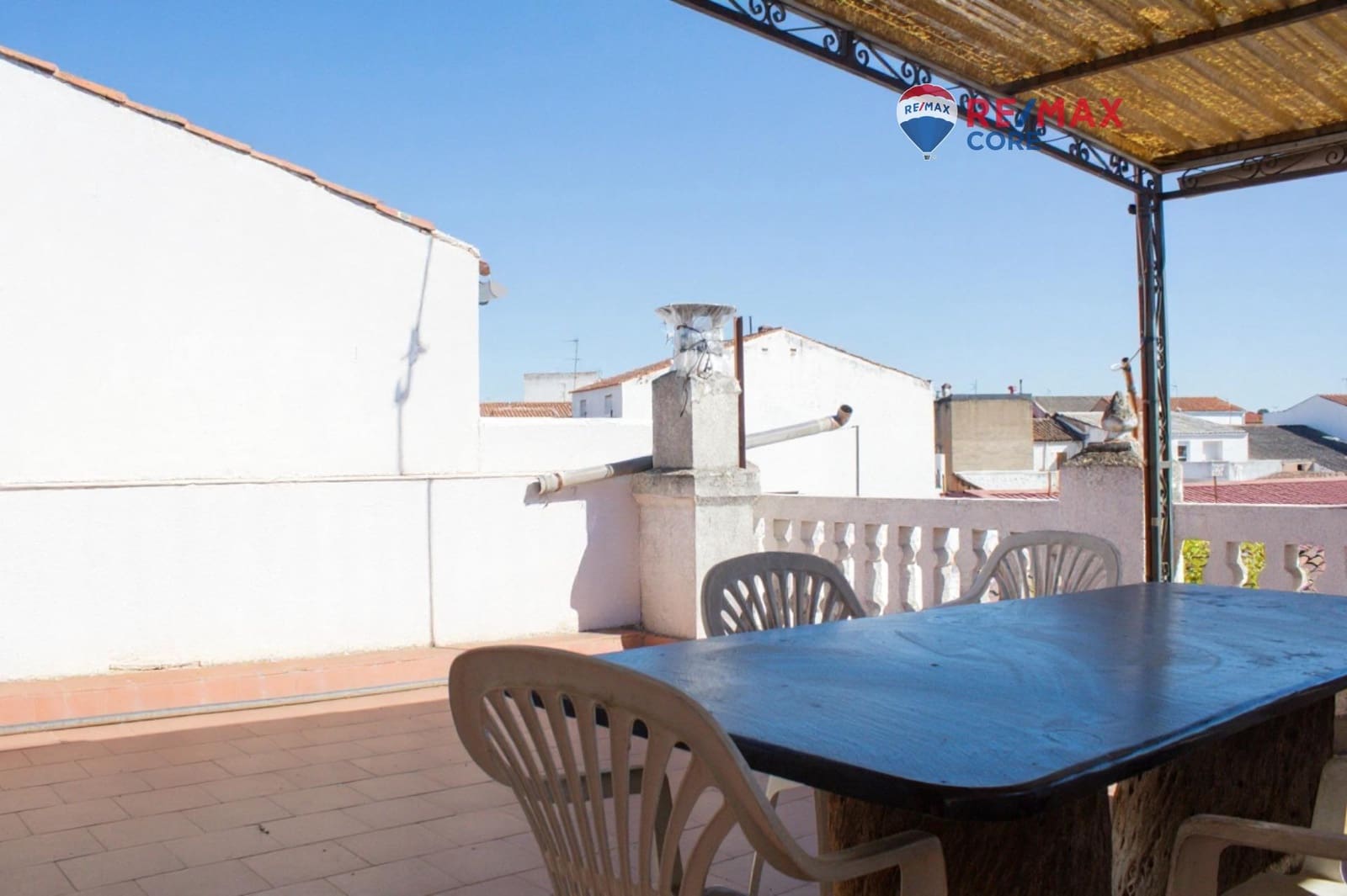 6 soveværelse Byhus til salg i Villar del Rey med garage - € 110.000 (Ref: 9303533)