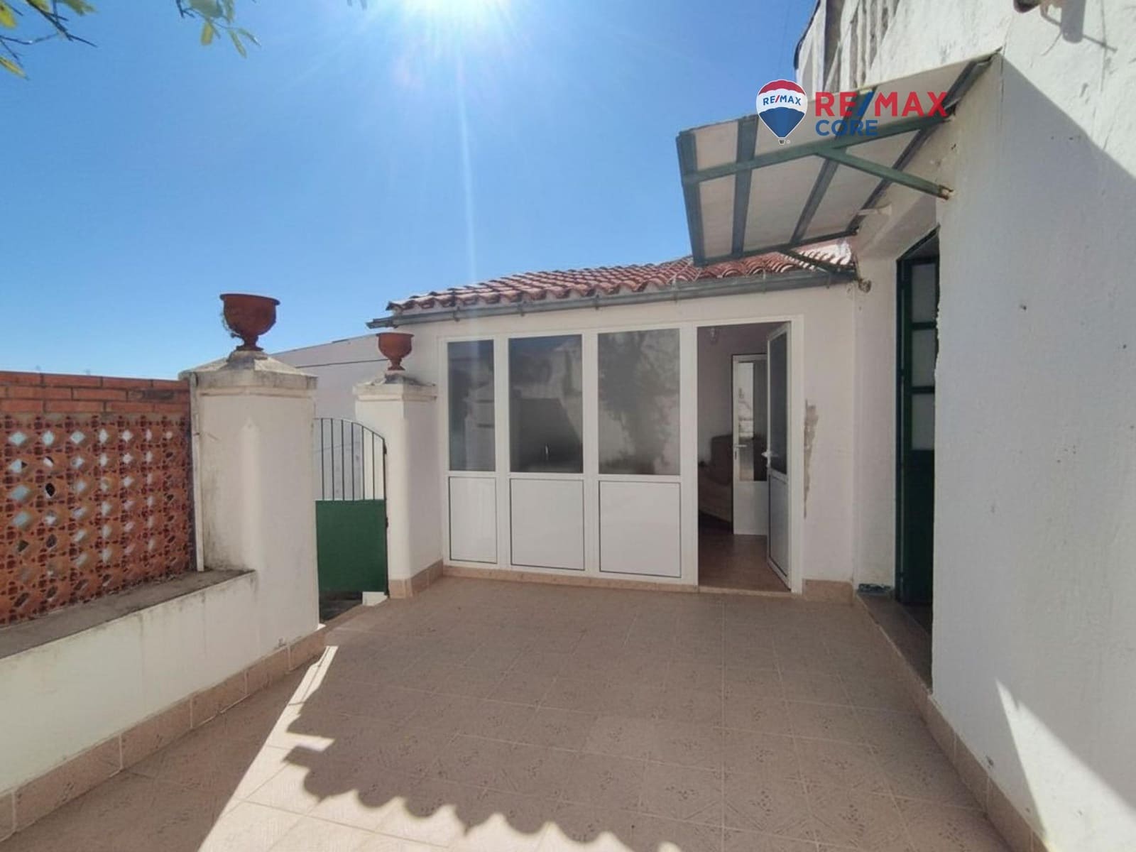 6 soveværelse Byhus til salg i Villar del Rey med garage - € 110.000 (Ref: 9303533)