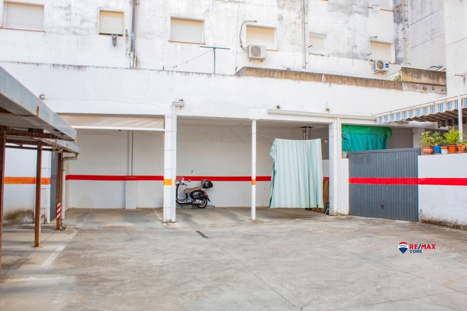 2 slaapkamer Flat te koop in Badajoz stad met garage - € 181.800 (Ref: 9317853)