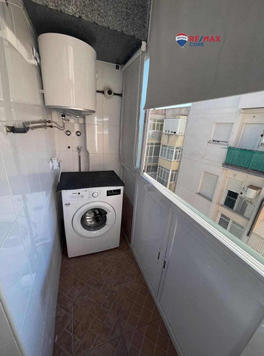 2 soverom Leilighet til salgs i Badajoz by med garasje - € 148 000 (Ref: 9326465)