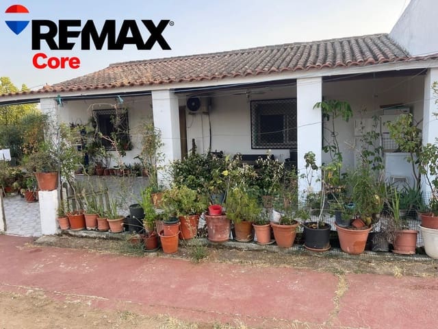 4 chambre Finca/Maison de Campagne à vendre à Mérida avec garage - 295 000 € (Ref: 9330643)