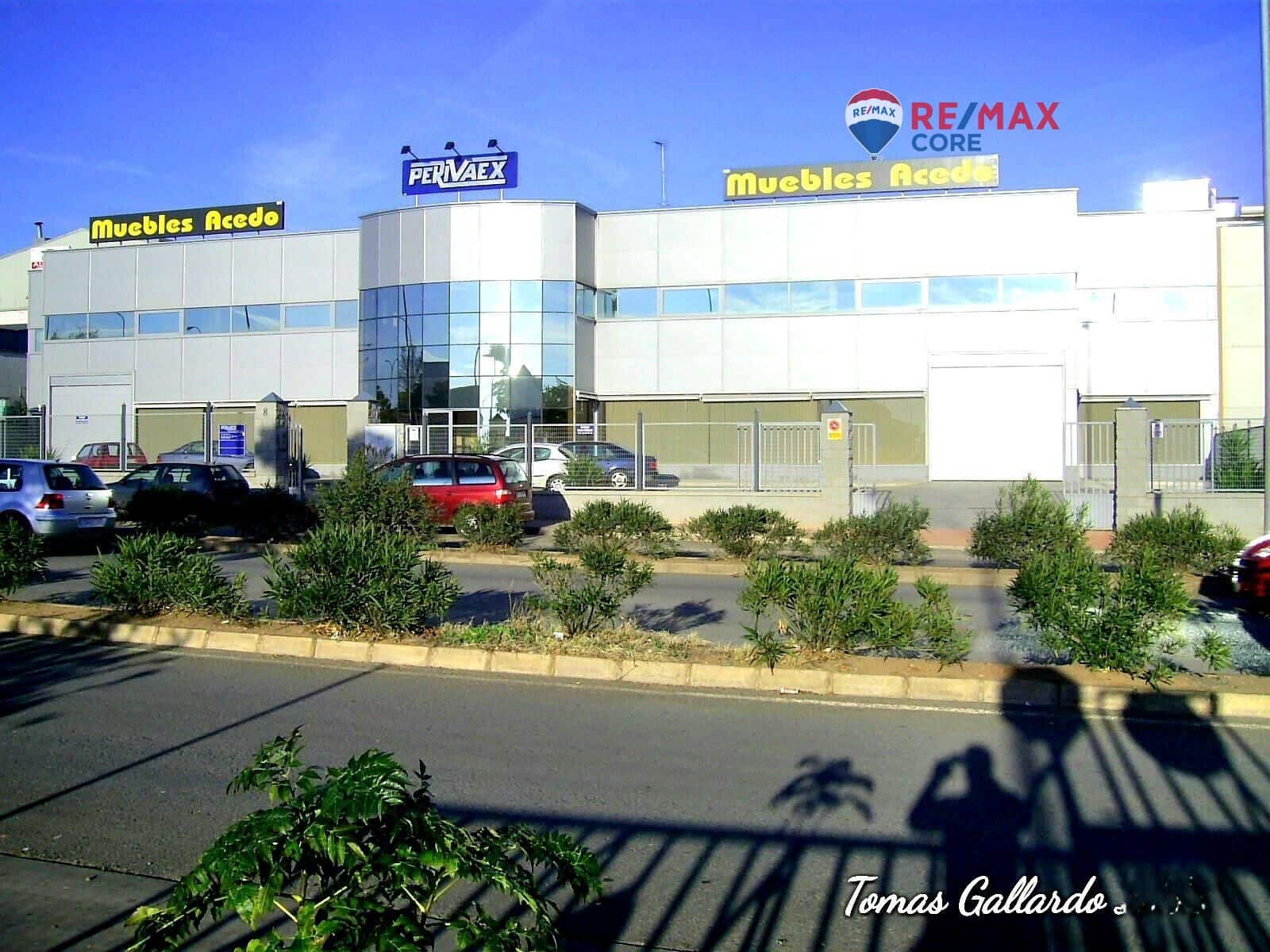 Kommersiell til leie i Almendralejo - € 400 (Ref: 9334966)