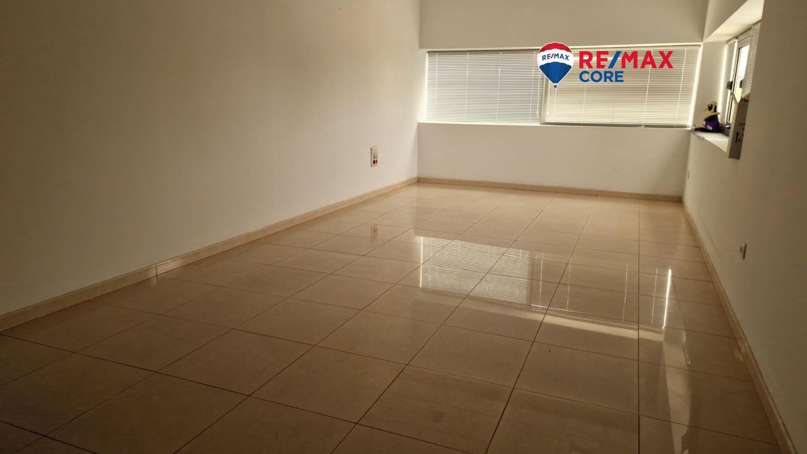 Kommersiell til leie i Almendralejo - € 400 (Ref: 9334966)