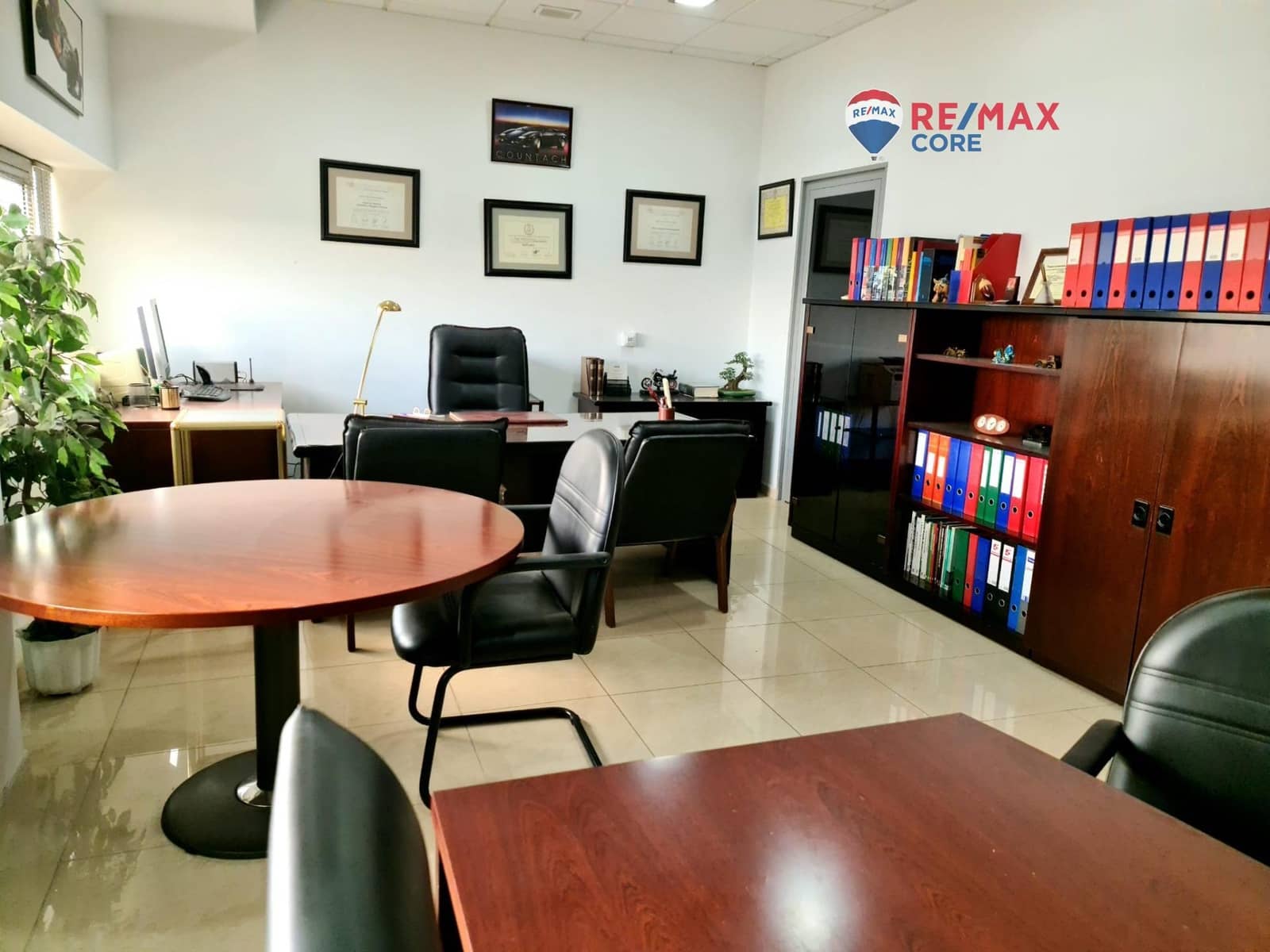 Kommersiell til leie i Almendralejo - € 400 (Ref: 9334966)