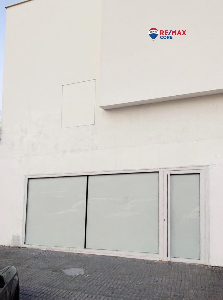 Erhverv til salg i Badajoz by - € 100.000 (Ref: 9338040)