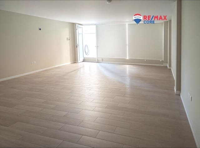 Commercial for sale in Badajoz city - € 100,000 (Ref: 9338040)