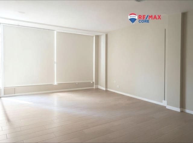 Commercial for sale in Badajoz city - € 100,000 (Ref: 9338040)