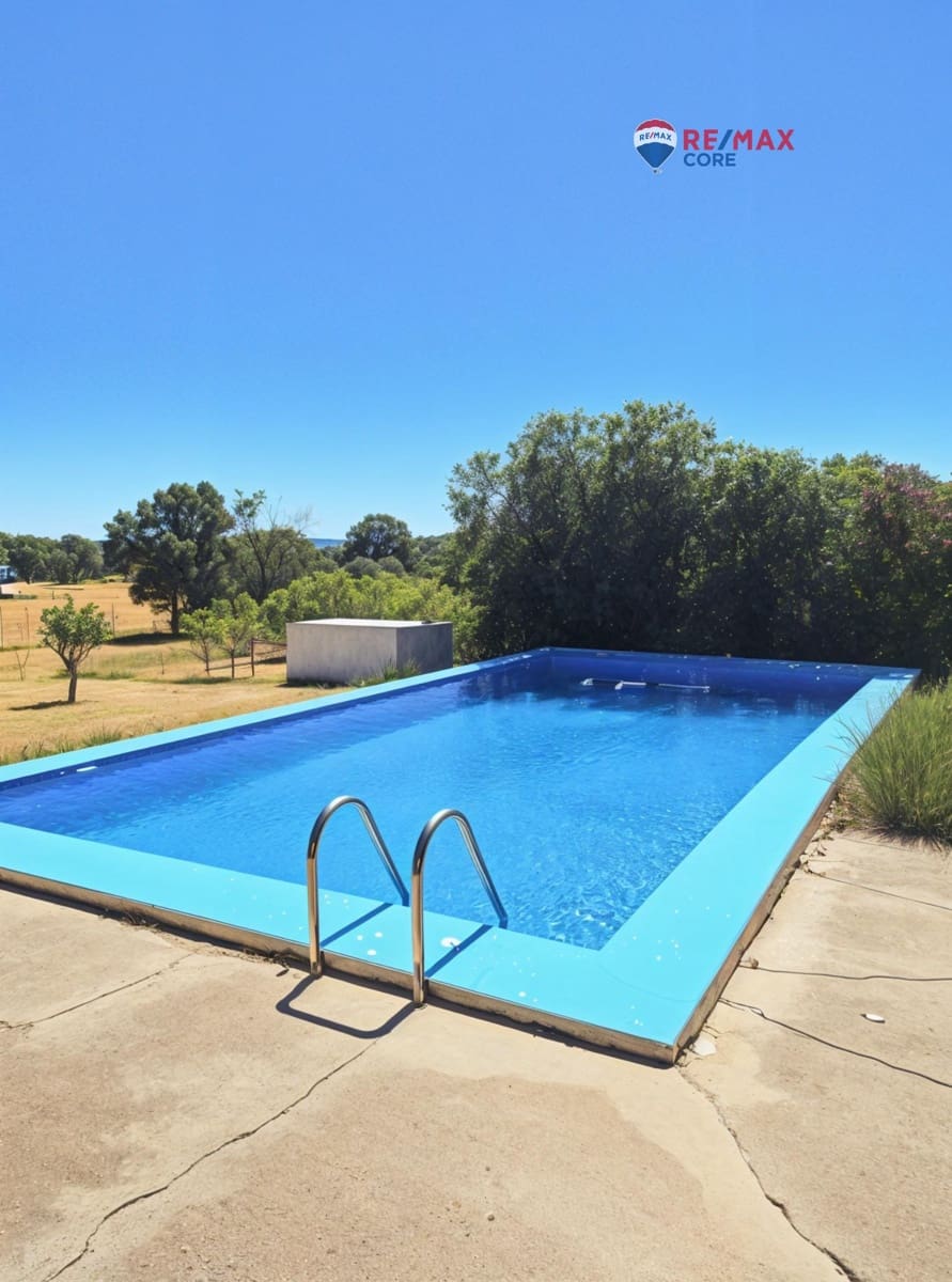 Mark till salu i Badajoz stad - 98 000 € (Ref: 9349555)