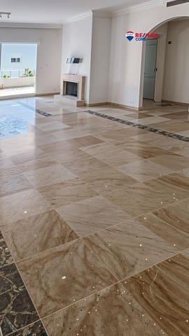 2 soveværelse Lejlighed til salg i Nueva Andalucia, Marbella med swimmingpool garage - € 435.000 (Ref: 9362639)