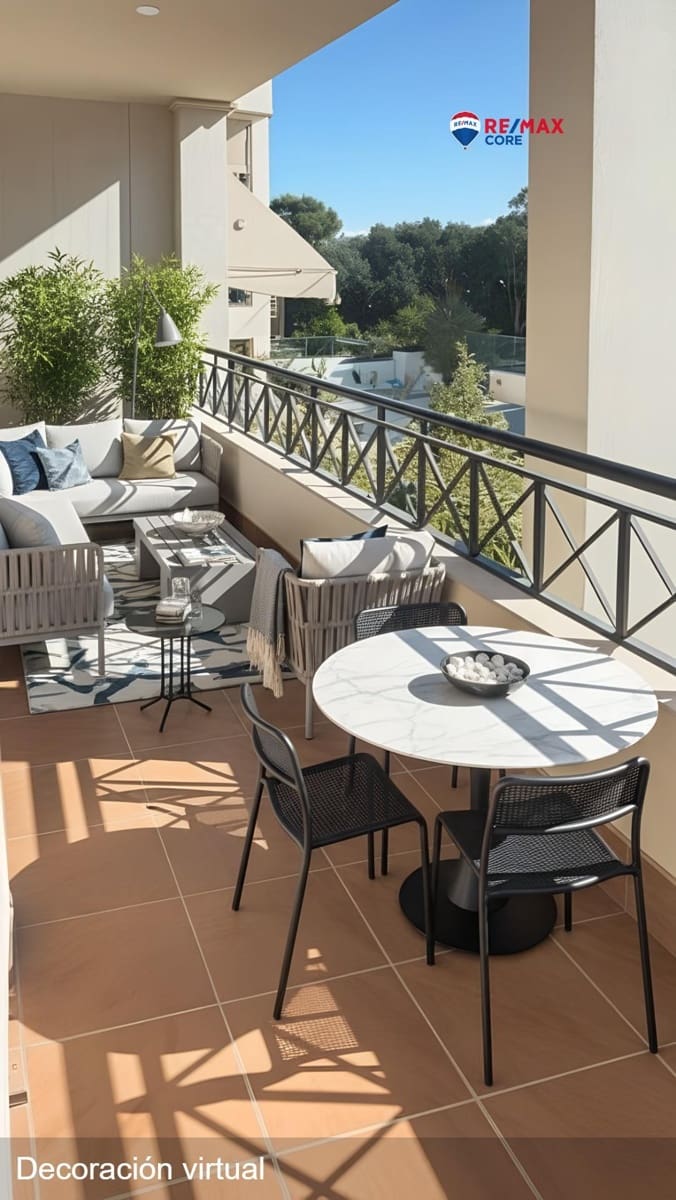 2 bedroom Flat for sale in Nueva Andalucia with pool garage - € 435,000 (Ref: 9362639)