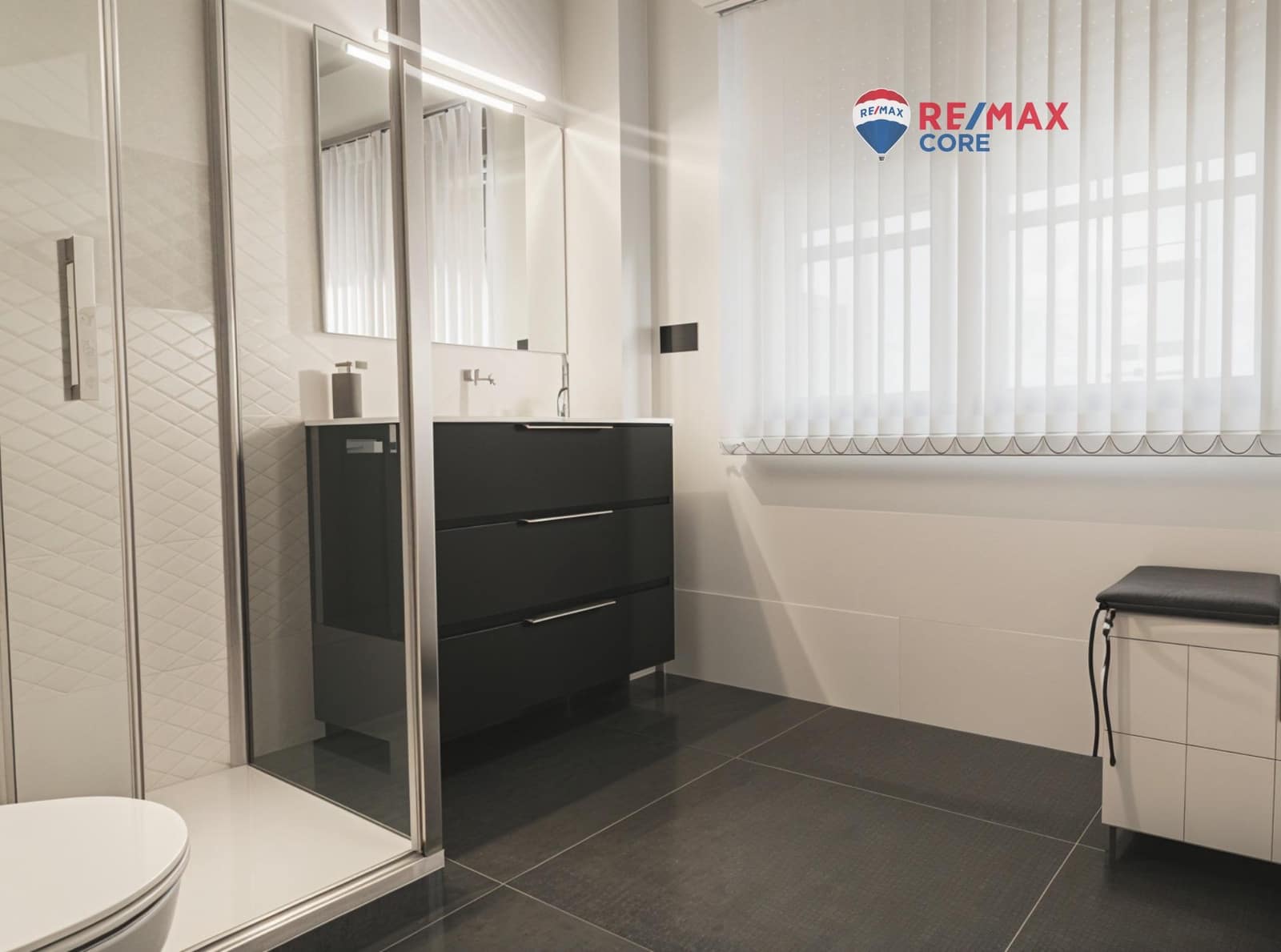 4 quarto Moradia em Banda para venda em Badajoz cidade com garagem - 348 000 € (Ref: 9374047)